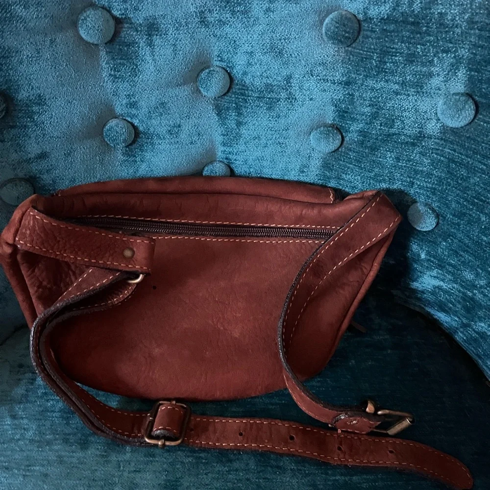 LV upcycled genuine suede leather bum bag - Picture 3 of 9